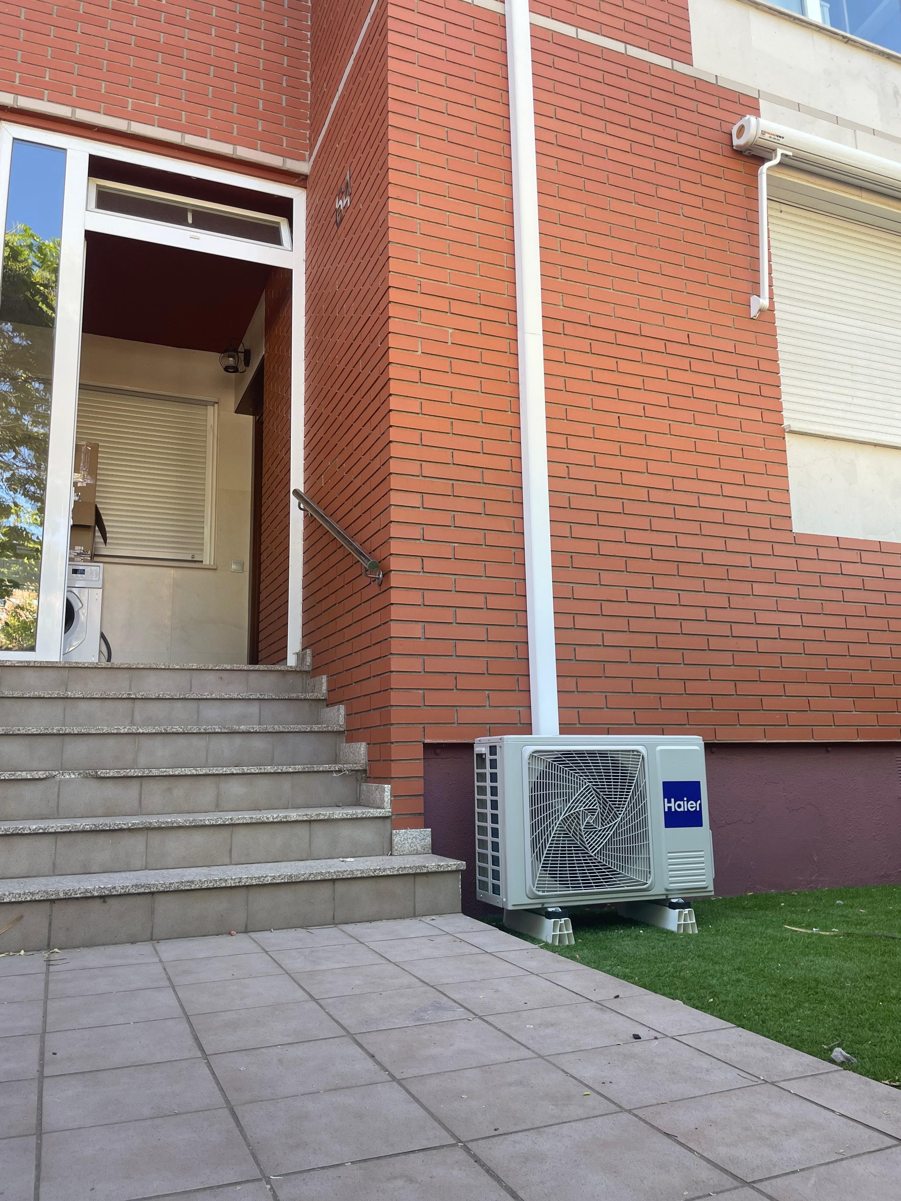 Trabajo técnico en sistema de calefacción y aire acondicionado